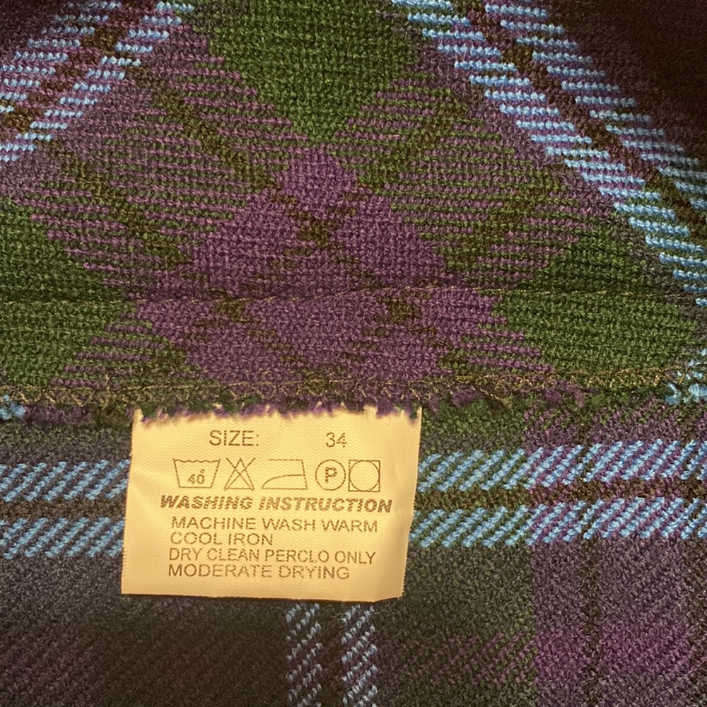 Modern Mid Length Kilt. - Picture 10 of 10